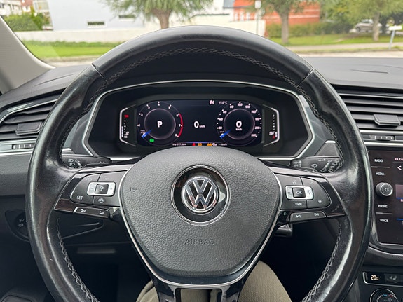 Volkswagen Tiguan 13 of 19