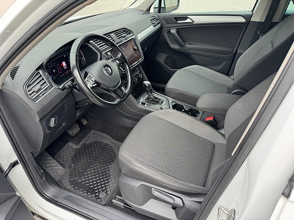 Volkswagen Tiguan 10 of 19