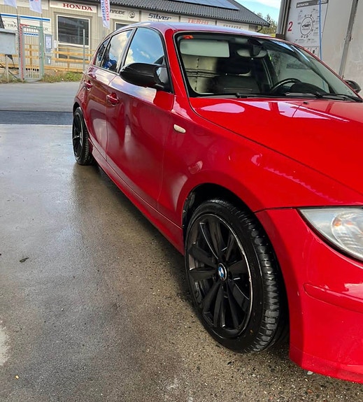 BMW 118d 3 of 17