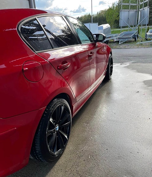 BMW 118d 5 of 17