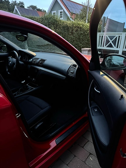 BMW 118d 10 of 17