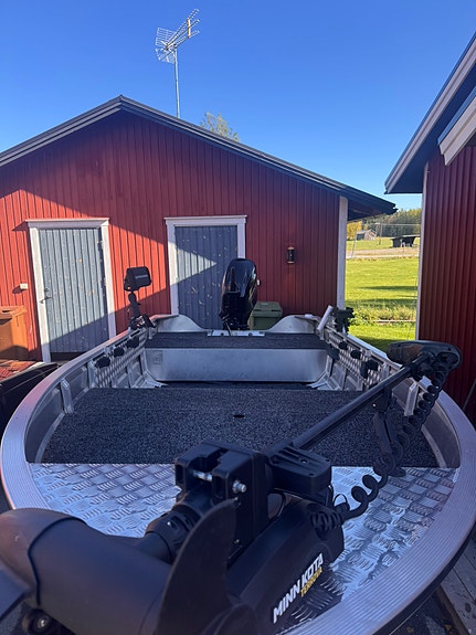 Kimple 460 Hunter, Mercury F50 ELHPT Fiskeutrustad 2 of 7