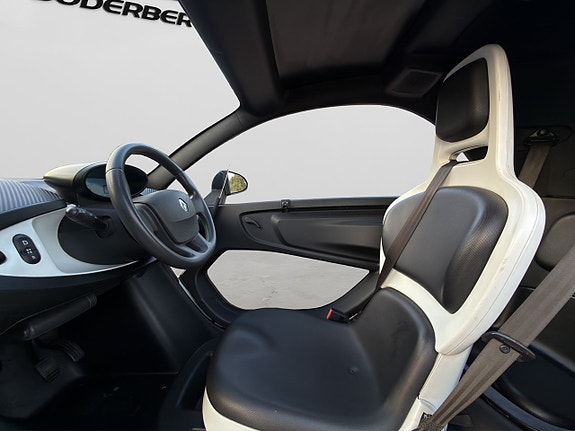 Renault Twizy 7 of 23