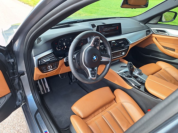 BMW 520d 4 of 8