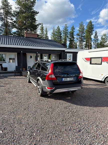 Volvo XC70 4 of 12