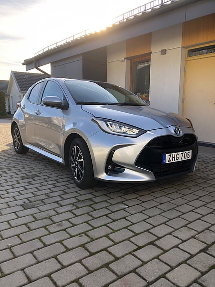 Toyota Yaris 6 of 10