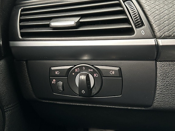 BMW X5 27 of 30