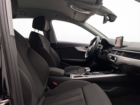 Audi A4 10 of 29