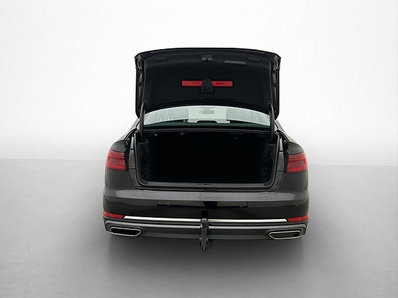 Audi A4 9 of 29