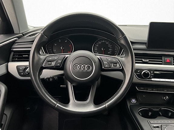 Audi A4 12 of 29