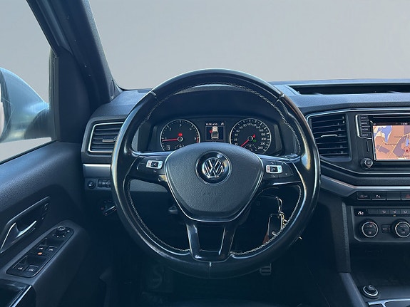 Volkswagen Amarok 9 of 26