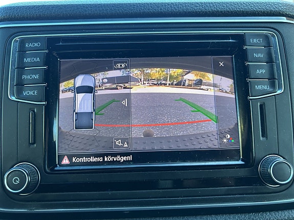 Volkswagen Amarok 22 of 26