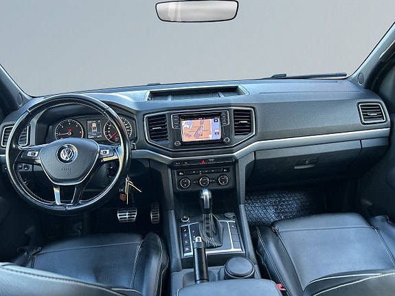 Volkswagen Amarok 8 of 26