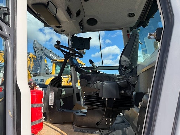 Dynapac CA 6000 D 5 of 17