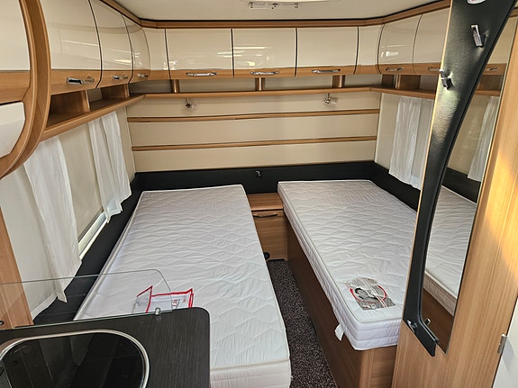 LMC Musica 490E 4 of 6