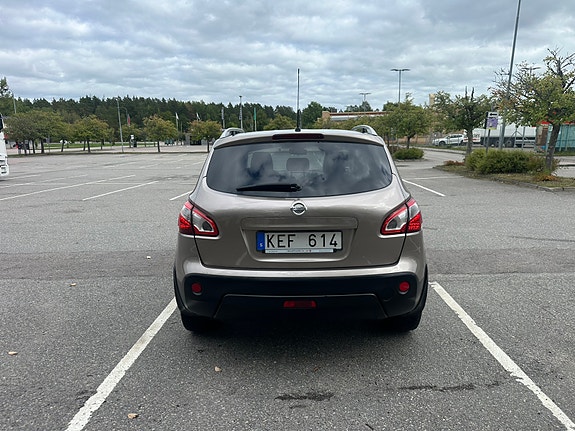 Nissan Qashqai 4 of 6