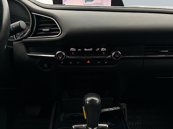 Mazda CX-30 11 of 23