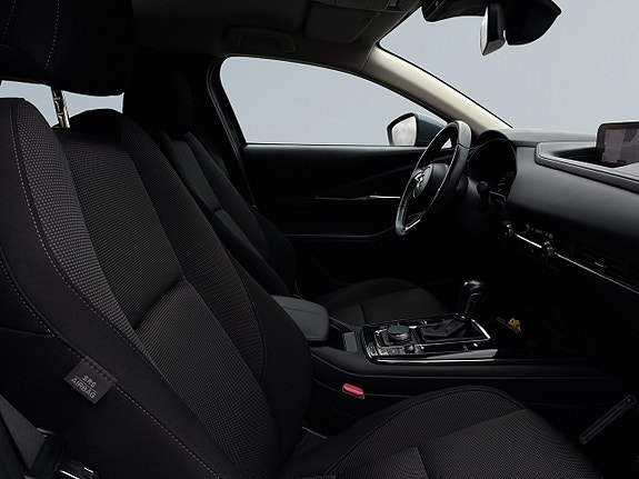 Mazda CX-30 10 of 23