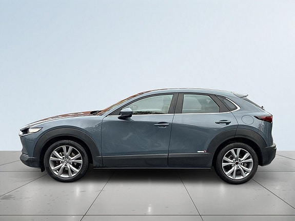 Mazda CX-30 4 of 23