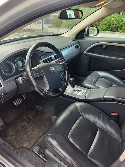 Volvo V70 6 of 6