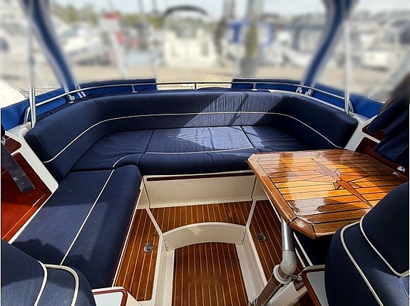 Aquador 23 HT – 2007 med MerCruiser 5.0 MPI 260 hk 4 of 13
