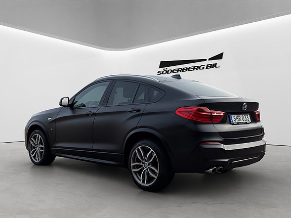 BMW X4 27 of 30