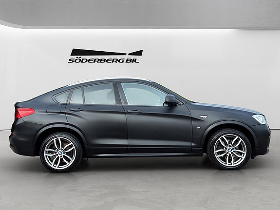 BMW X4 23 of 30