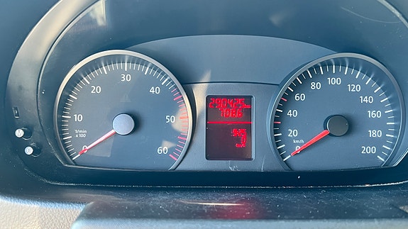 Volkswagen Crafter 35 6 of 14