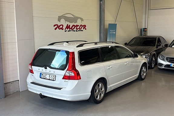 Volvo V70 4 of 20