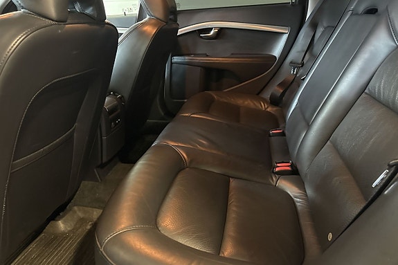 Volvo V70 15 of 20