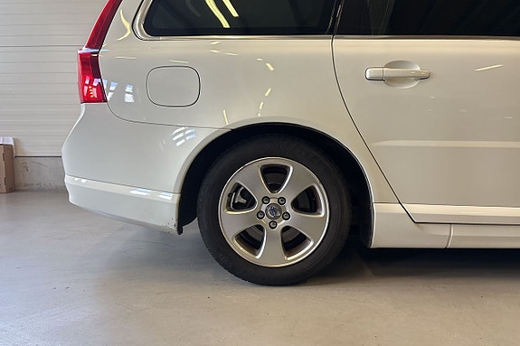 Volvo V70 8 of 20