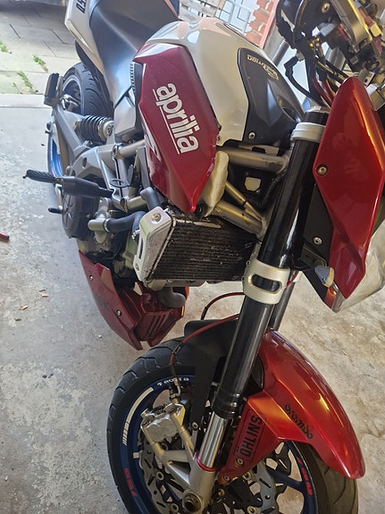 Aprilia Shiver 750 4 of 12