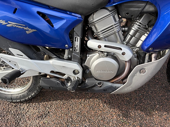 Honda XL650V Transalp 9 of 11