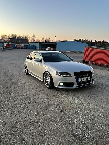 Audi A4 2 of 8