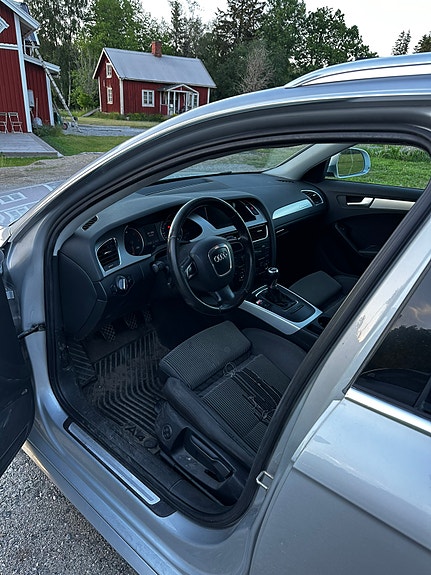 Audi A4 5 of 8