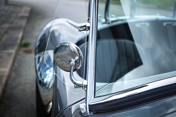 AC Cobra 27 of 27