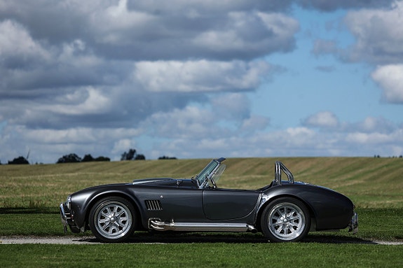 AC Cobra 6 of 27