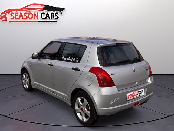 Suzuki Swift 3 of 8
