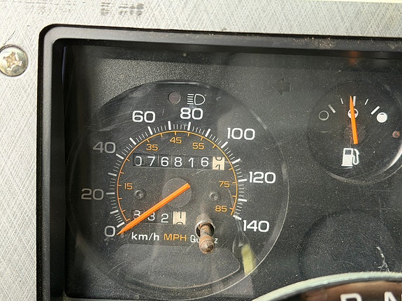 Chevrolet G20 2 of 12