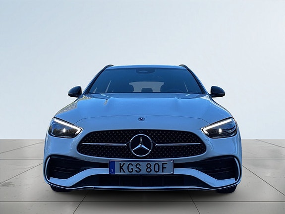 Mercedes-Benz CLA180 d 2 of 22