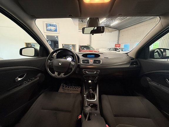 Renault Megane 11 of 11