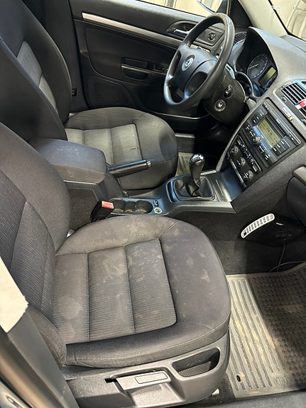 Skoda Octavia 4 of 9