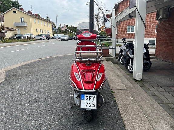 Vespa Primavera 2-takt 7 of 11