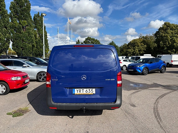 Mercedes-Benz Vito 109 6 of 16