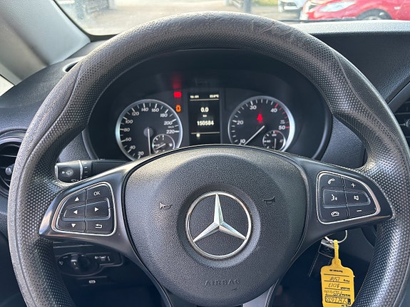Mercedes-Benz Vito 109 14 of 16