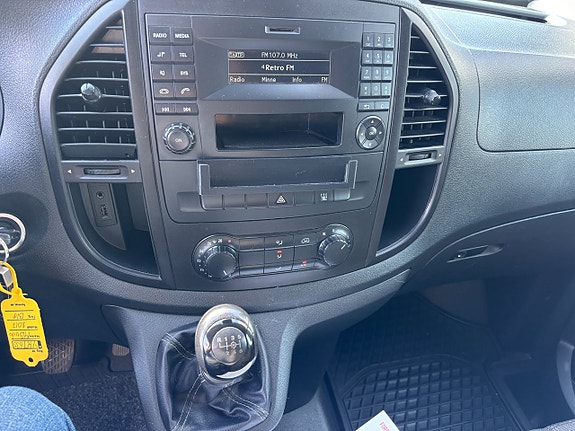 Mercedes-Benz Vito 109 15 of 16