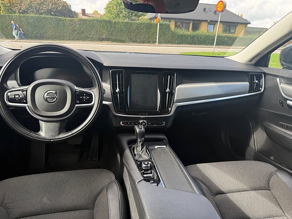 Volvo V90 9 of 15