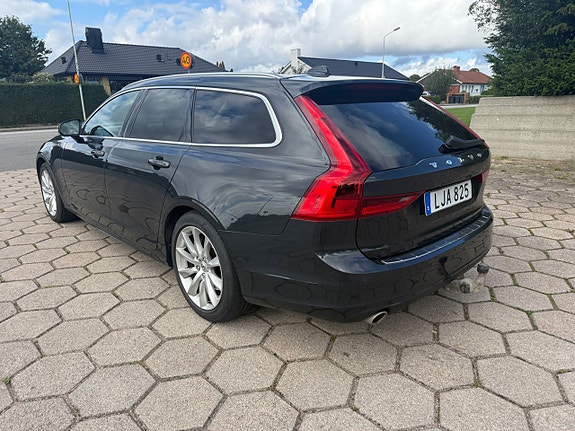 Volvo V90 7 of 15