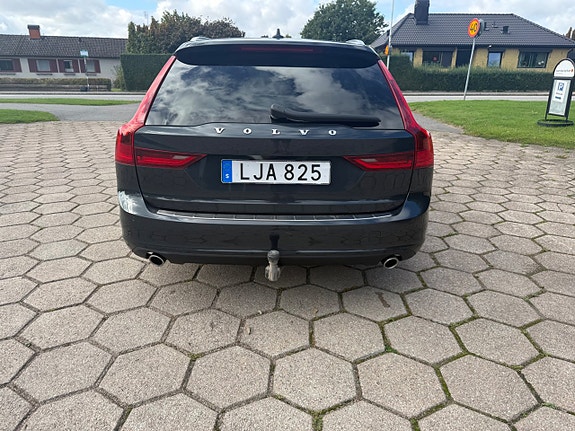 Volvo V90 6 of 15