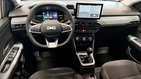 Dacia Sandero 9 of 23